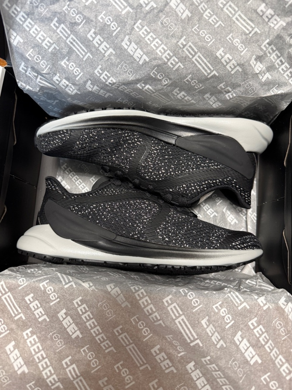 Lululemon Blissfeel 2 winter run shoes